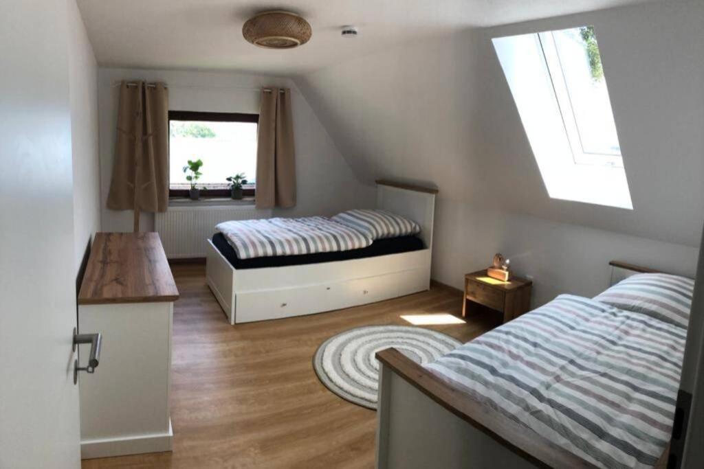 Ruhig Gelegene, Top Moderne Ferienwohnung - Hot Tub Und Sauna Gegen Aufpreis Neuhaus an Der Eger Zewnętrze zdjęcie