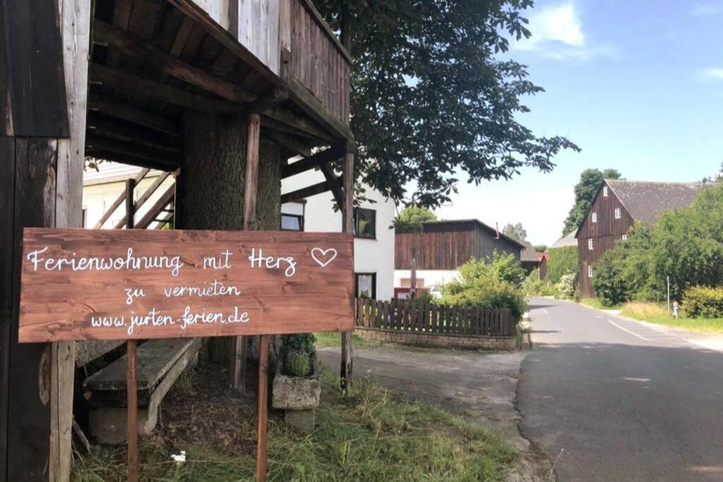 Ruhig Gelegene, Top Moderne Ferienwohnung - Hot Tub Und Sauna Gegen Aufpreis Neuhaus an Der Eger Zewnętrze zdjęcie