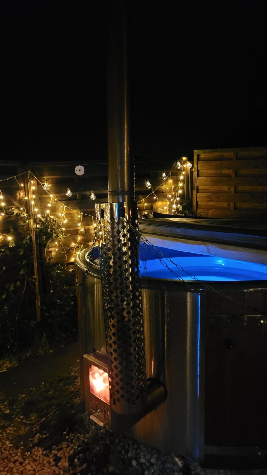 Ruhig Gelegene, Top Moderne Ferienwohnung - Hot Tub Und Sauna Gegen Aufpreis Neuhaus an Der Eger Zewnętrze zdjęcie