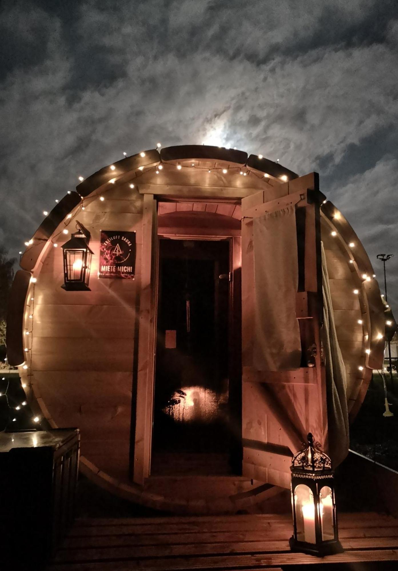 Ruhig Gelegene, Top Moderne Ferienwohnung - Hot Tub Und Sauna Gegen Aufpreis Neuhaus an Der Eger Zewnętrze zdjęcie